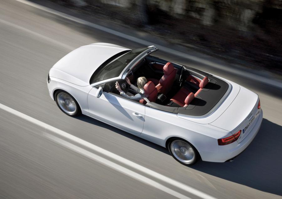  Audi A5 Cabriolet 3.0 TDI 2009 года  (фото 43 из 72)